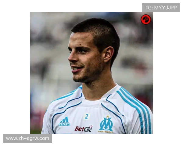 英超球员的职业素养及形象维护